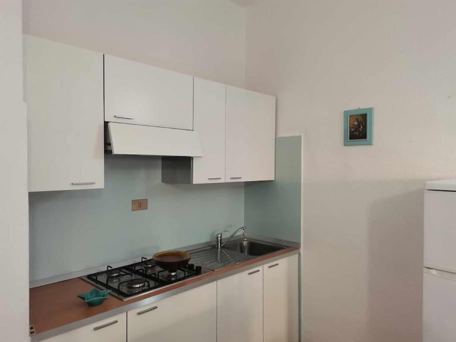 Casa Di Lu' - Bilocale Con Giardino - Porto Pollo Lägenhet Exteriör bild