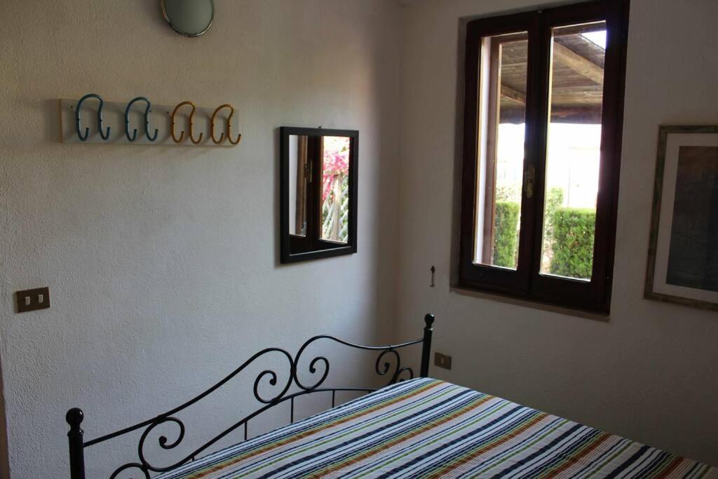 Casa Di Lu' - Bilocale Con Giardino - Porto Pollo Lägenhet Exteriör bild